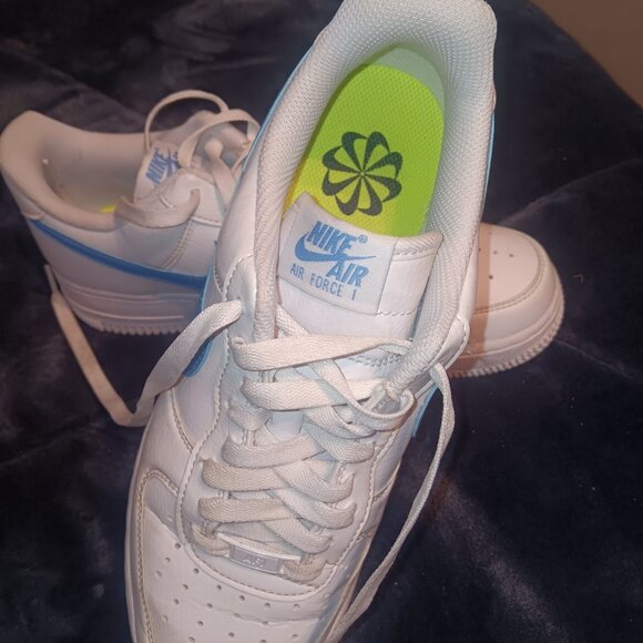 Nike Airforce 1's - Picture 3 of 3